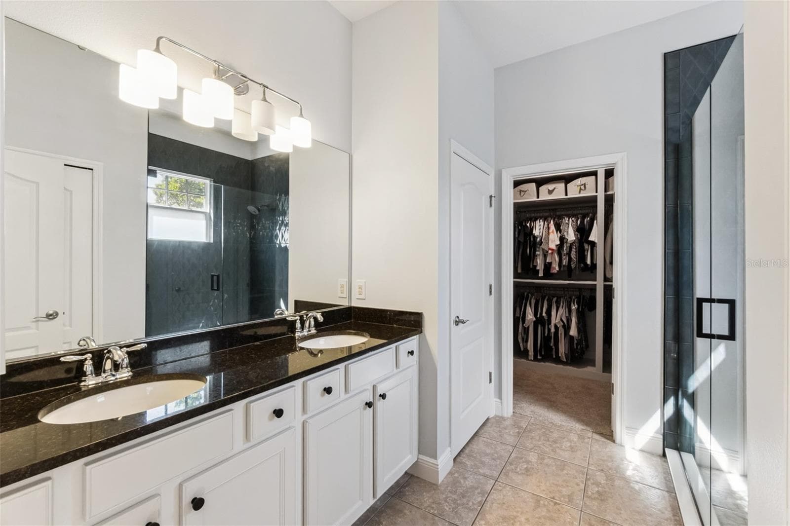 Single Family Residence at 8257 LOWER PERSE CIR, ORLANDO, photo 10 of 36