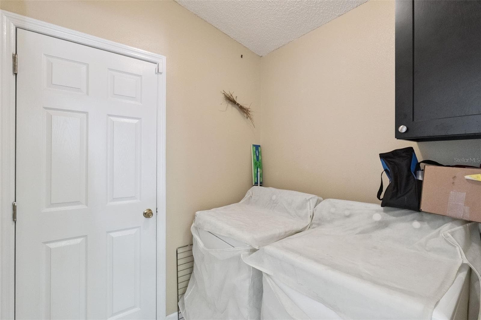 Single Family Residence at 1504 FORT MEADE PL, KISSIMMEE, photo 14 of 19