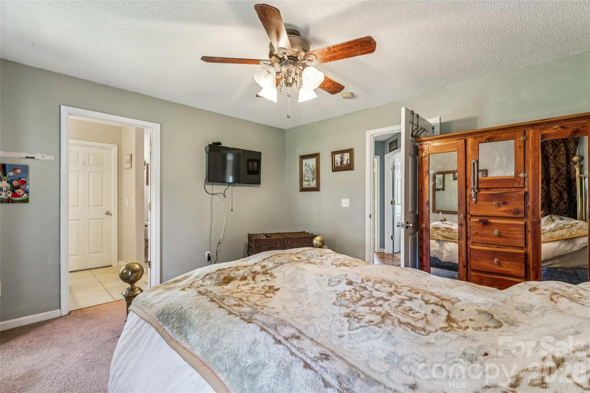 Primary Suite - 4 Miss Julia Way, Granite Falls