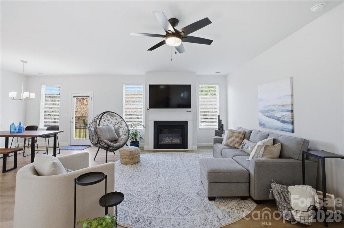 Single Family Residence at 602 Banter Lane, Cramerton, photo 3 of 33