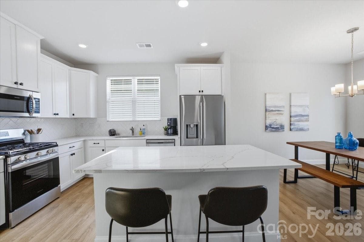 Single Family Residence at 602 Banter Lane, Cramerton, photo 5 of 33