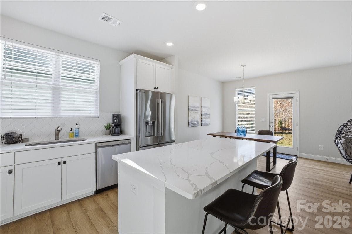 Single Family Residence at 602 Banter Lane, Cramerton, photo 6 of 33
