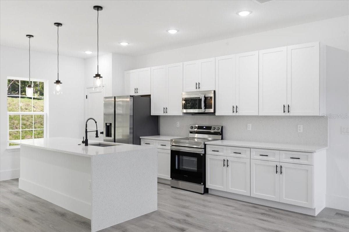 Single Family Residence at 2670 W FAIRWAY LOOP, CITRUS SPRINGS, photo 8 of 18