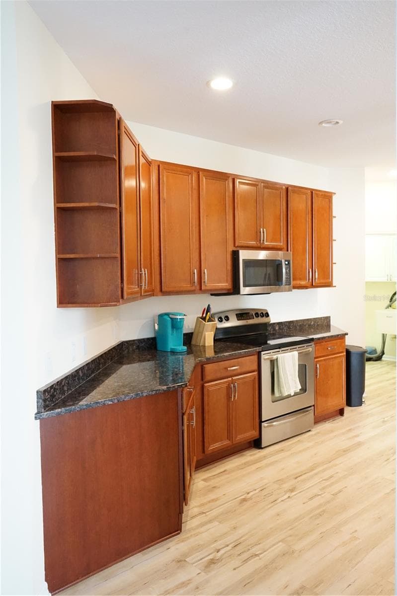 Villa at 201 SUNSET CREST CT, APOLLO BEACH, photo 13 of 81