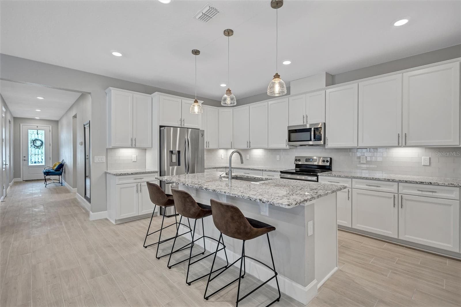 Single Family Residence at 6339 DOLOSTONE DR, LAKELAND, photo 21 of 46