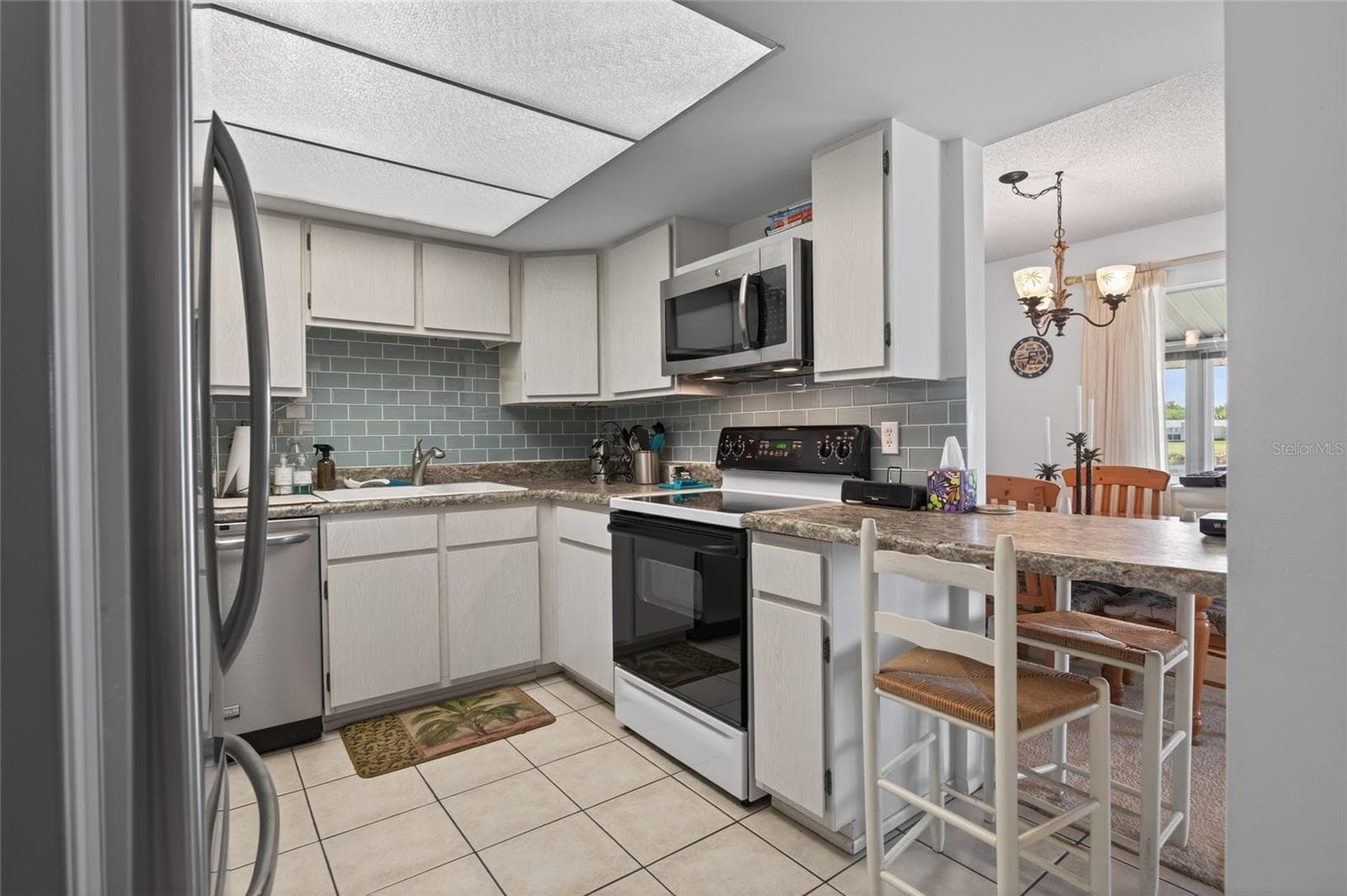 Condominium at 569 MIDWAY DR #B, OCALA, photo 9 of 28
