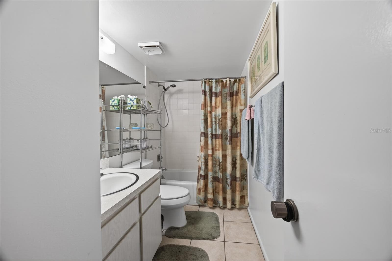 Condominium at 569 MIDWAY DR #B, OCALA, photo 14 of 28