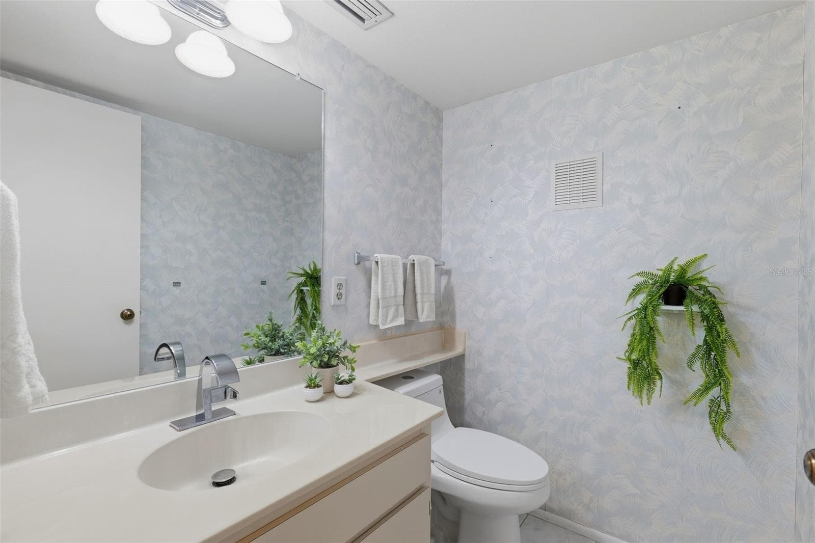 Condominium at 2192 SWEDISH DR #26, CLEARWATER, photo 24 of 30