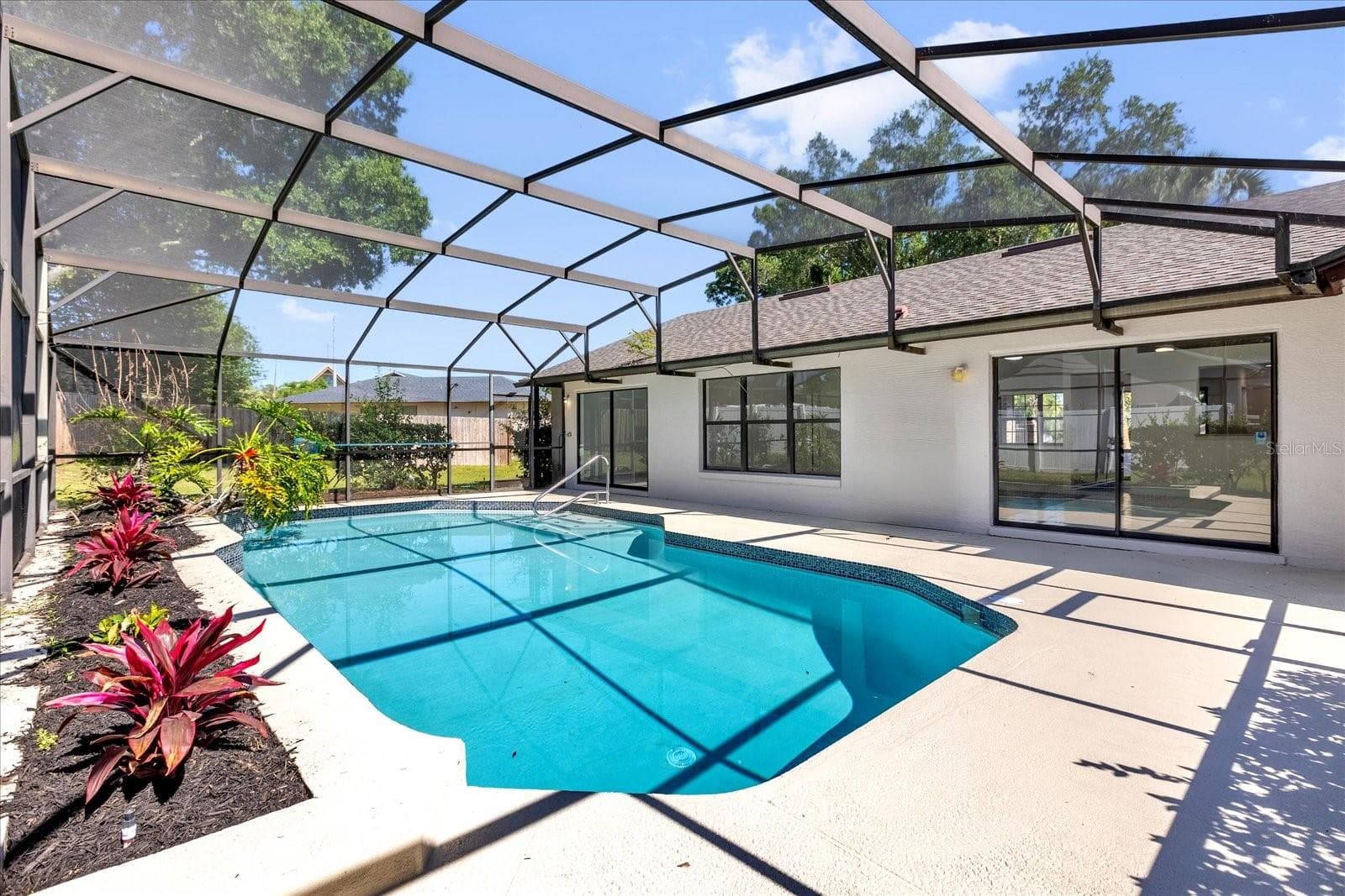9011 CHAPMAN OAK CT