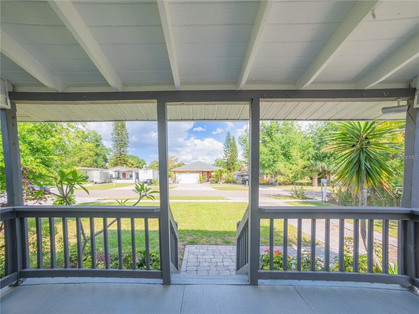 Single Family Residence at 811 OVERSPIN DR, WINTER PARK, photo 4 of 9
