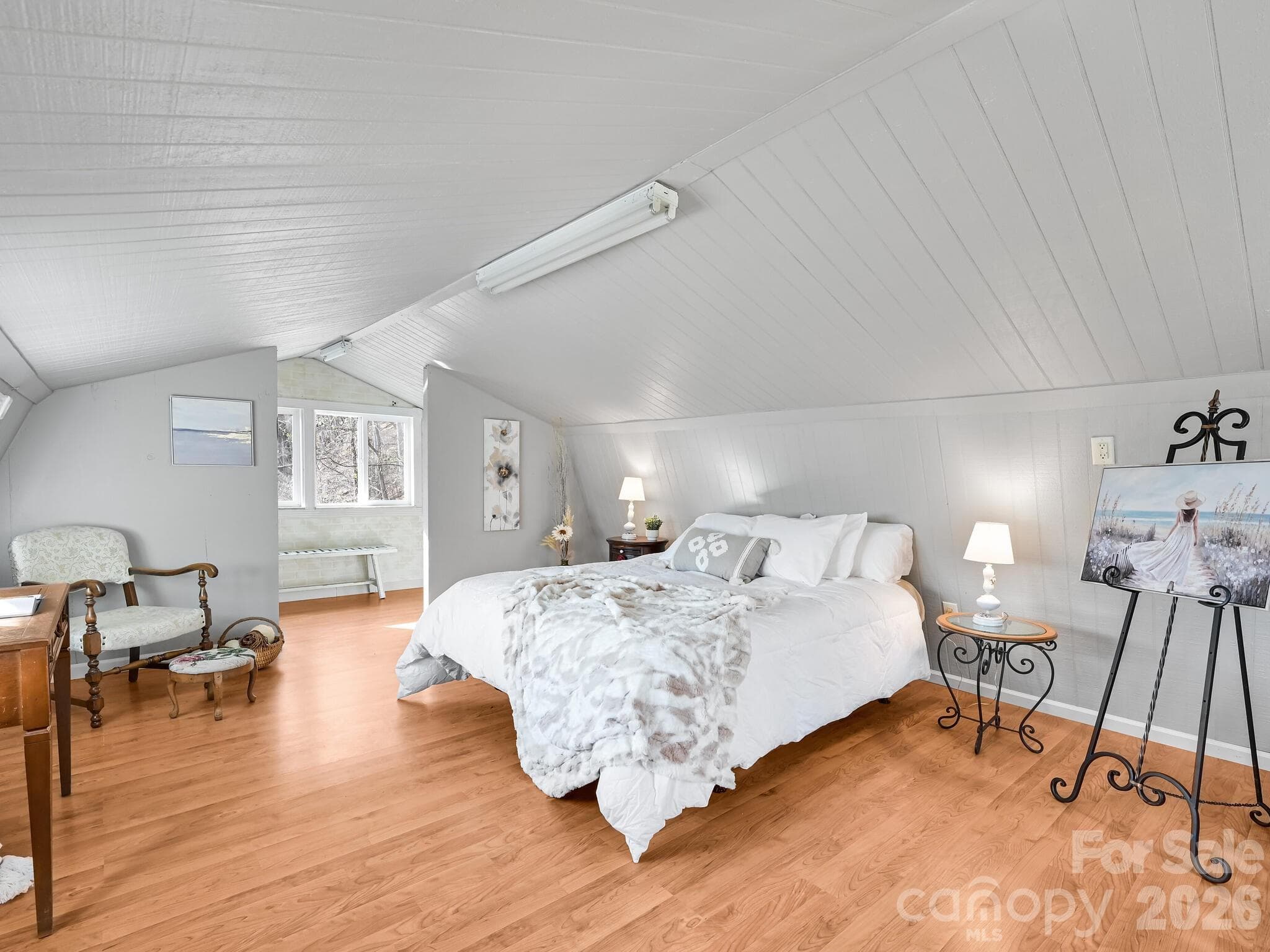 Upstairs Bedroom/Office - 90 Davidson Gap Road, Leicester
