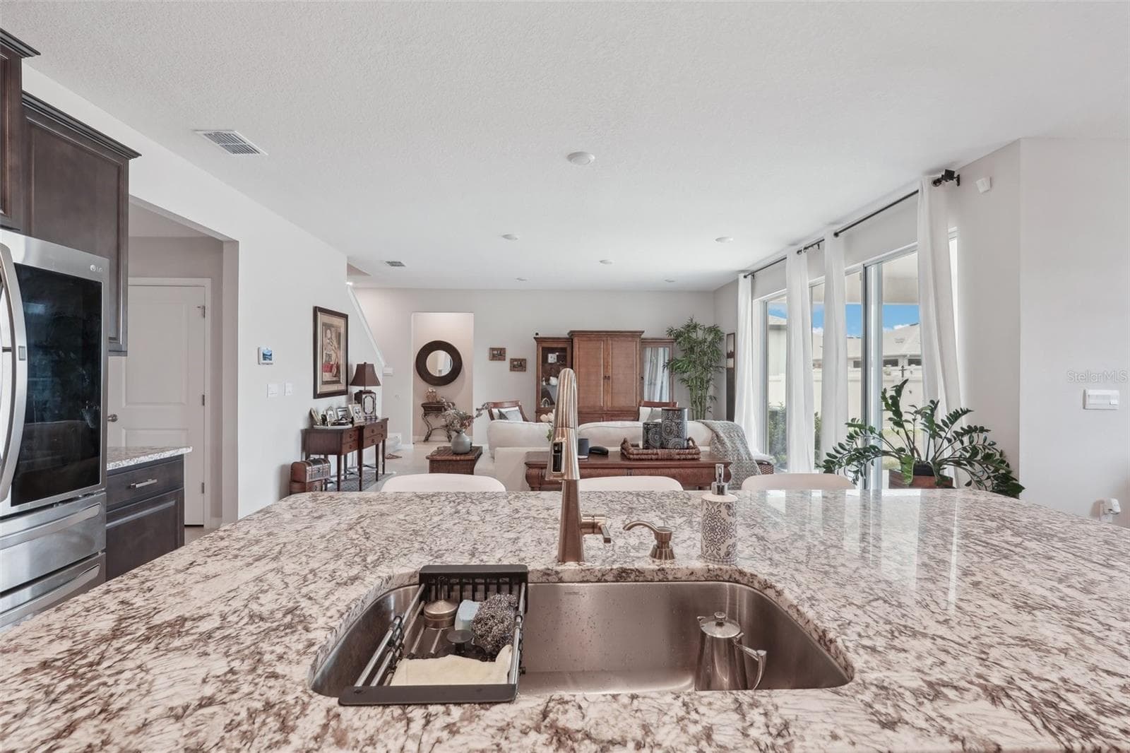 Single Family Residence at 13055 WILLOW GROVE DR, RIVERVIEW, photo 10 of 41