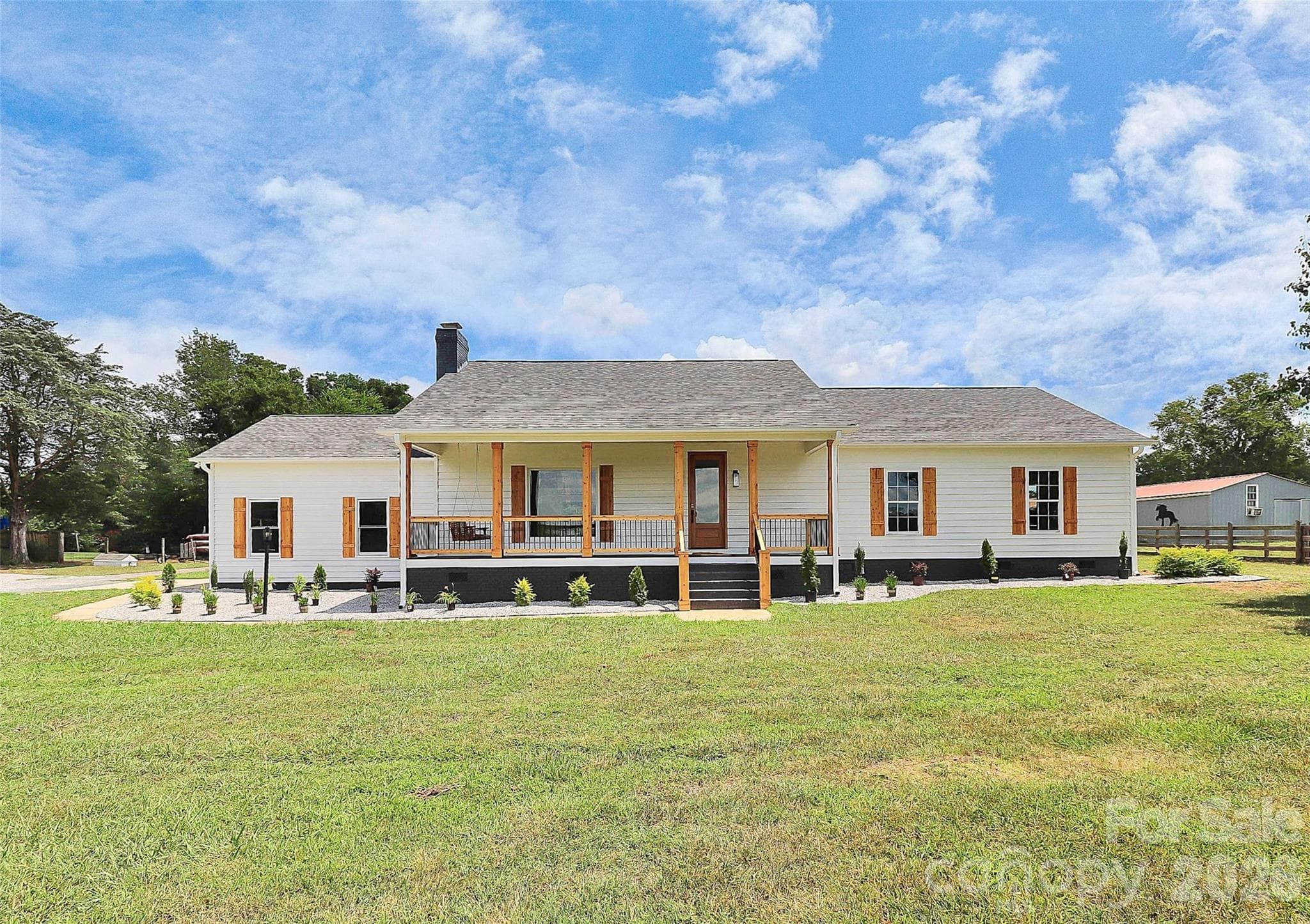 Single Family Residence at 5008 Steele Village Road, Rock Hill, photo 6 of 48