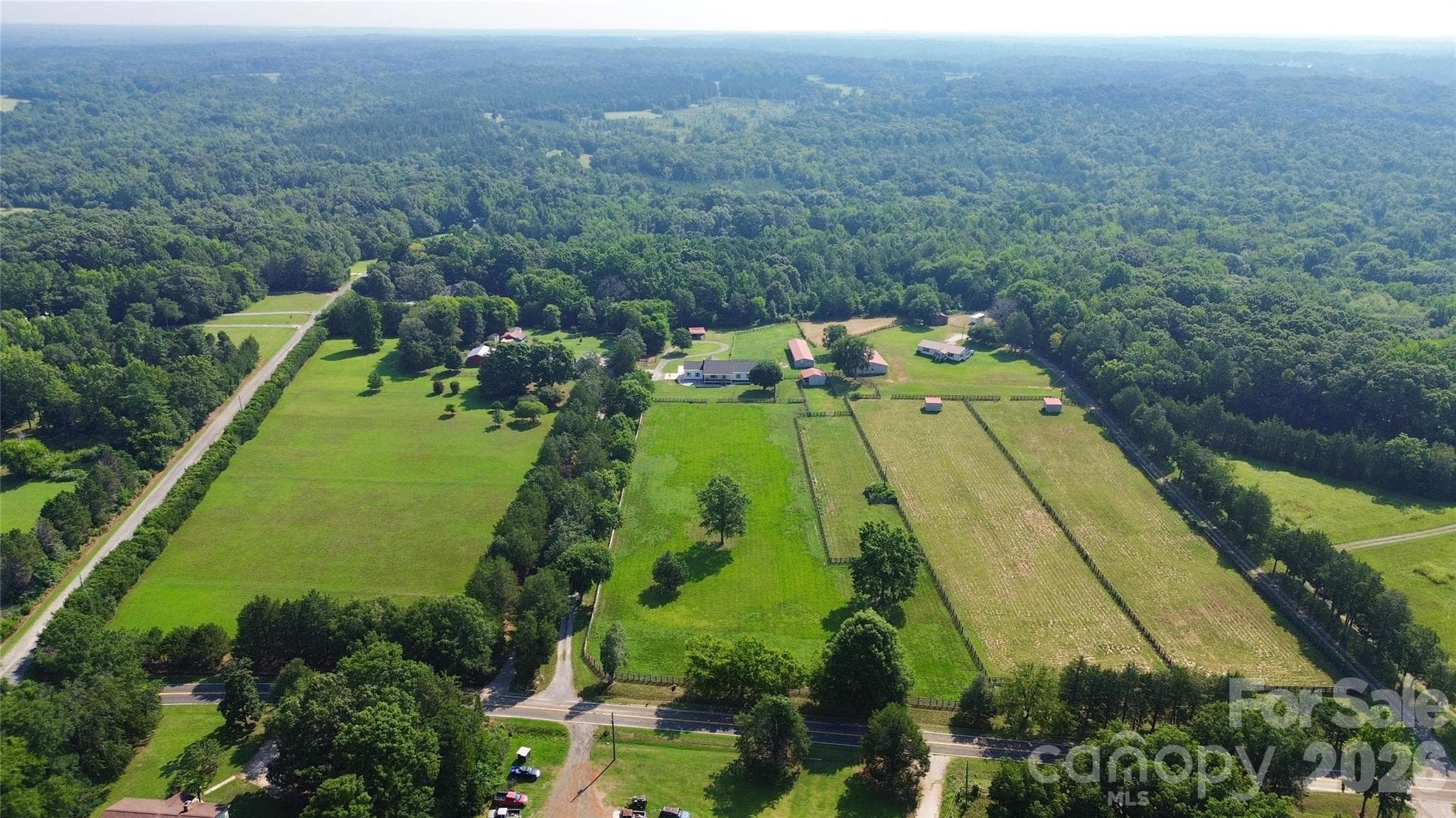 Single Family Residence at 5008 Steele Village Road, Rock Hill, photo 5 of 48
