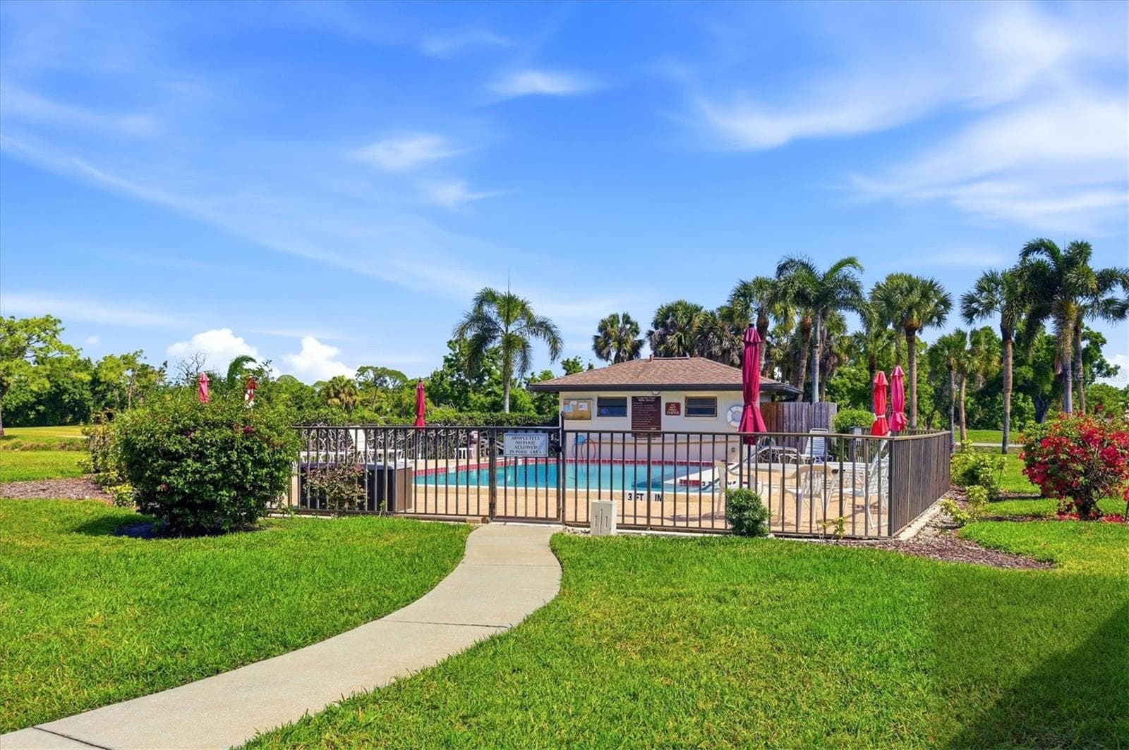 Condominium at 4528 LONGWATER #35, SARASOTA, photo 25 of 26