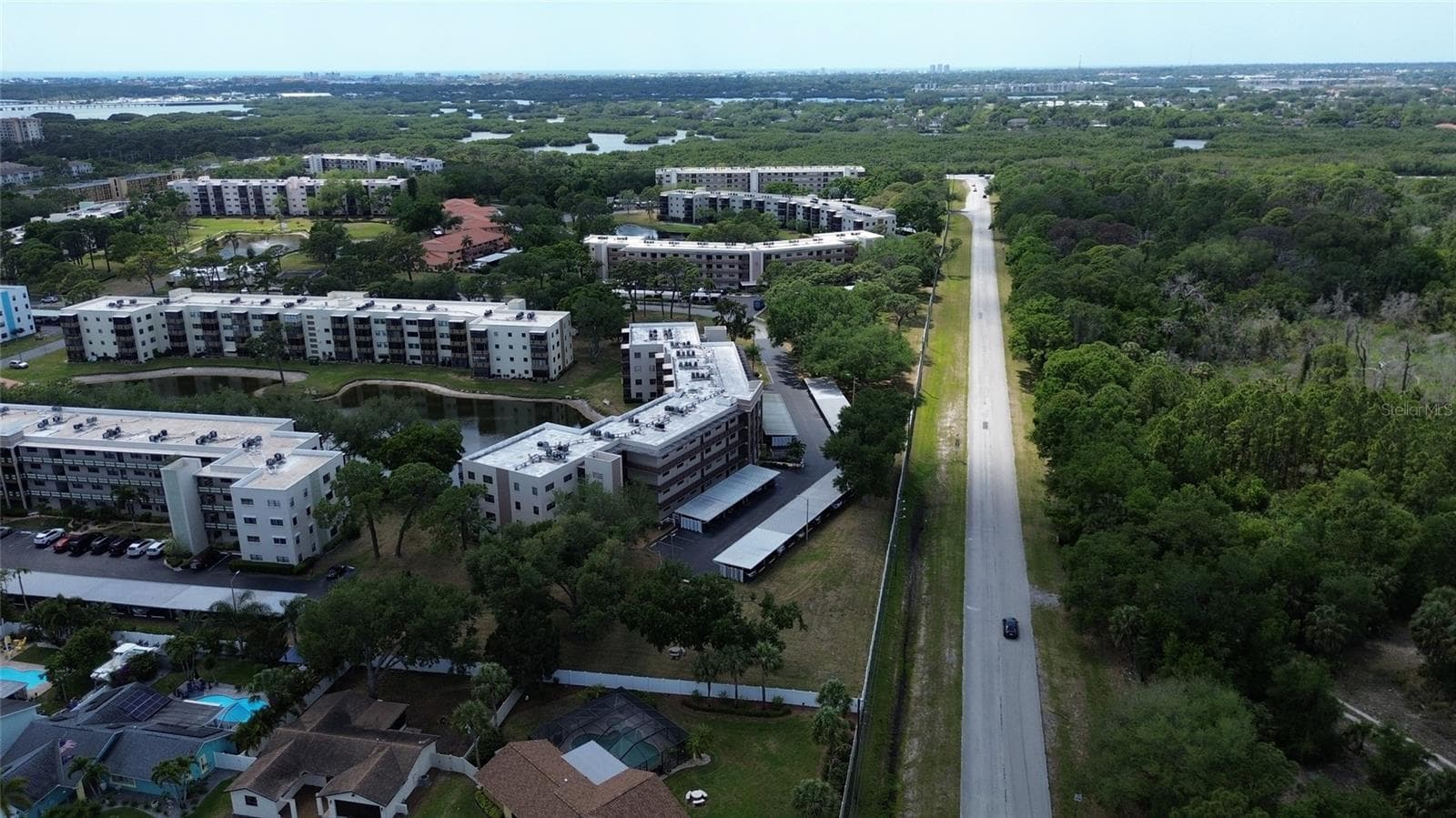 Condominium at 6080 80TH ST N #409, ST PETERSBURG, photo 31 of 32