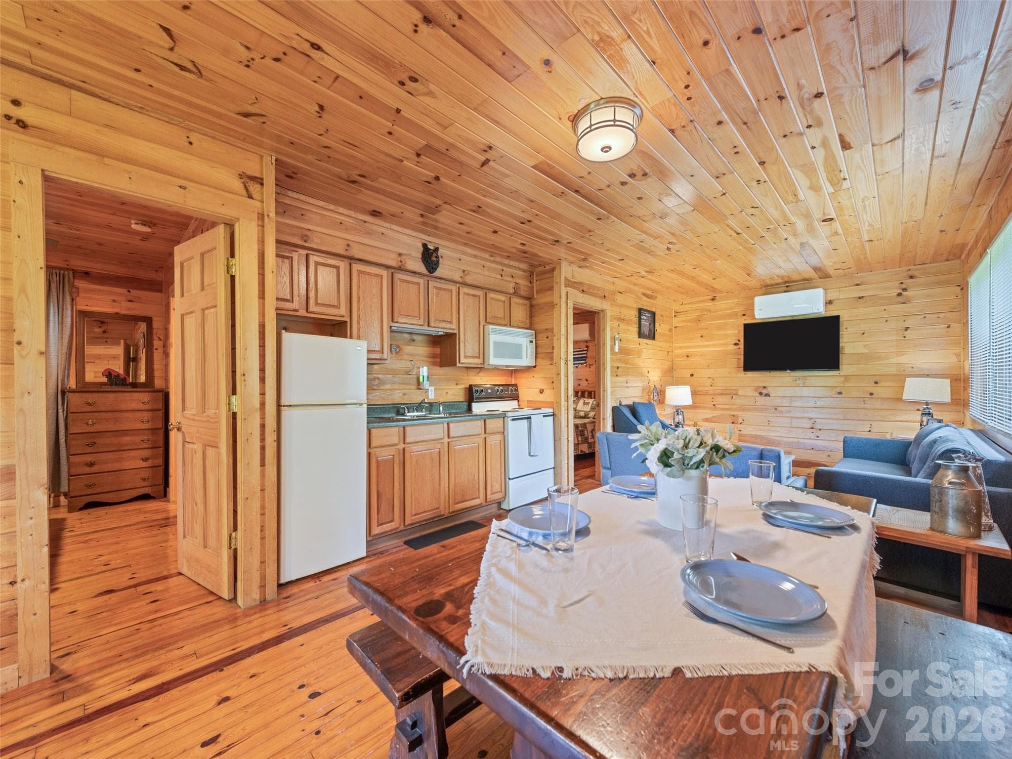 Single Family Residence at 299 Blue Ridge Parkway, Bryson City, photo 10 of 27