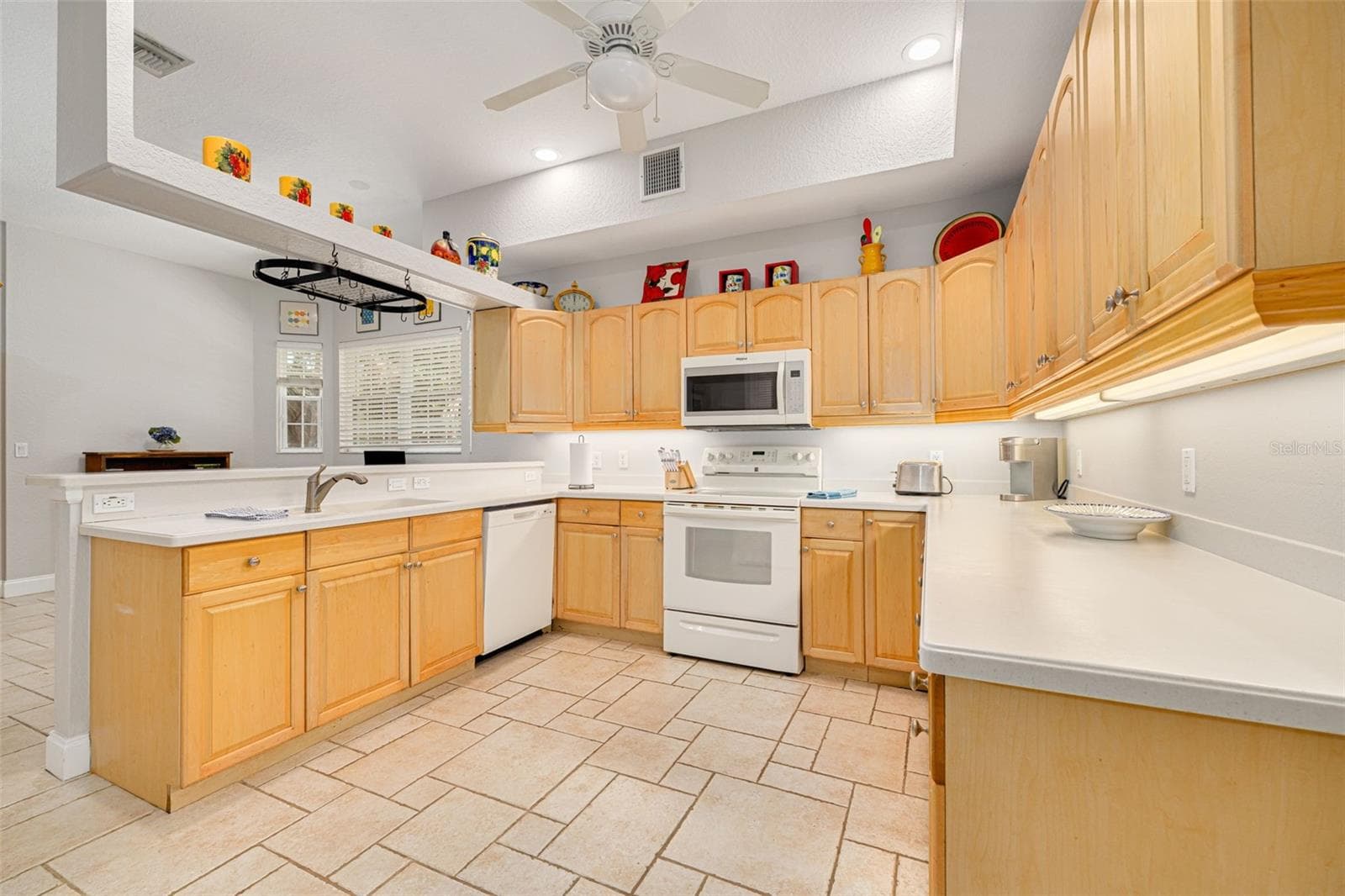 Kitchen - 901 VIRGINIA AVE, TARPON SPRINGS