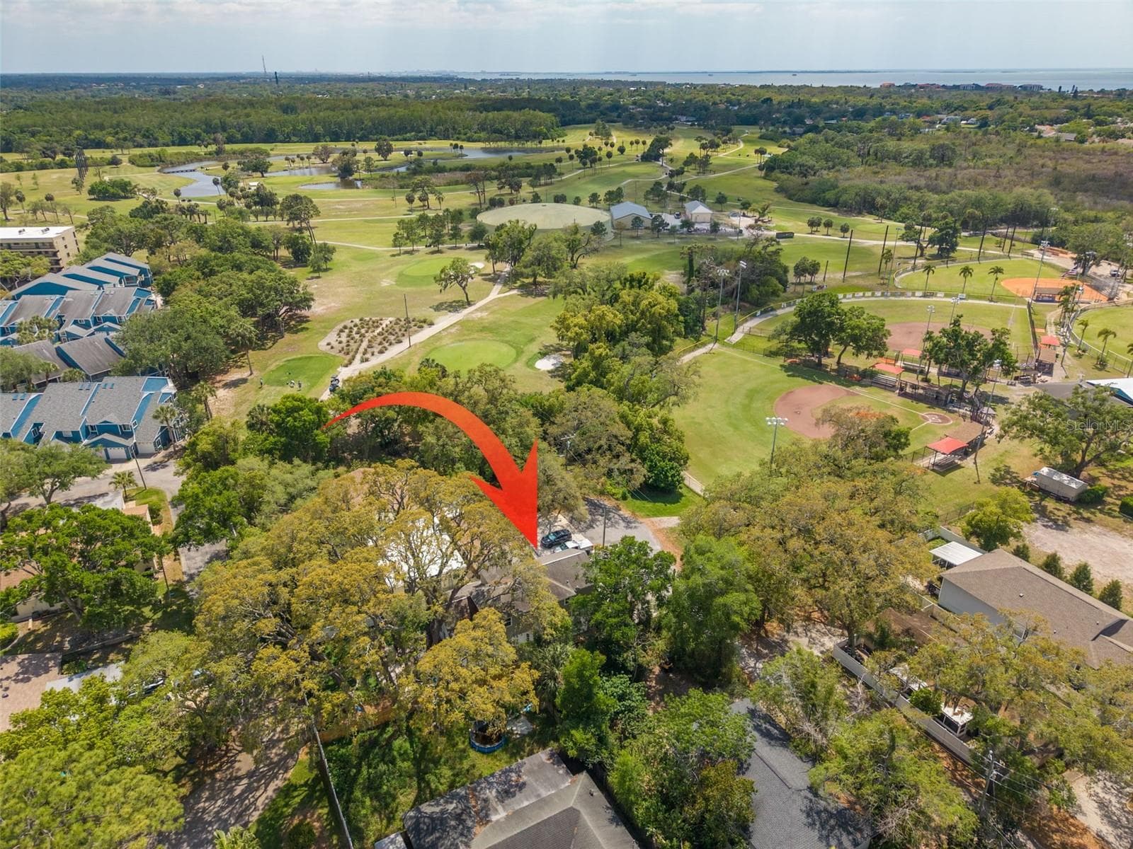 house location - 901 VIRGINIA AVE, TARPON SPRINGS