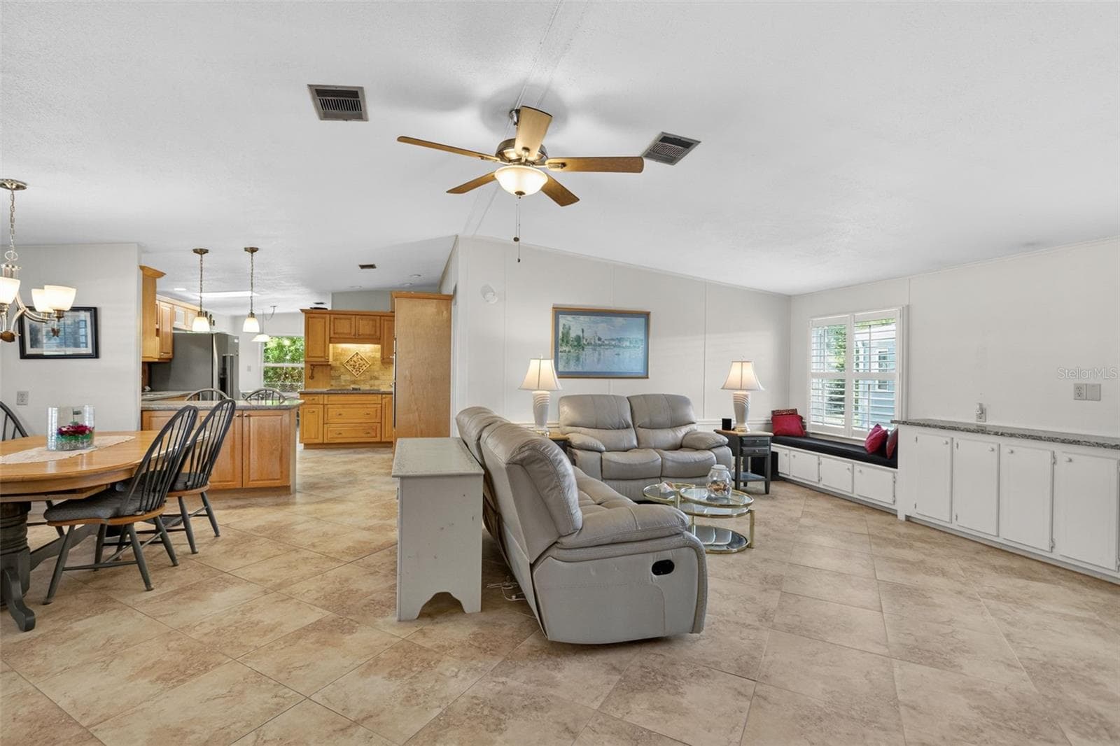 Manufactured Home at 209 VISTORIA DR, NORTH PORT, photo 15 of 37
