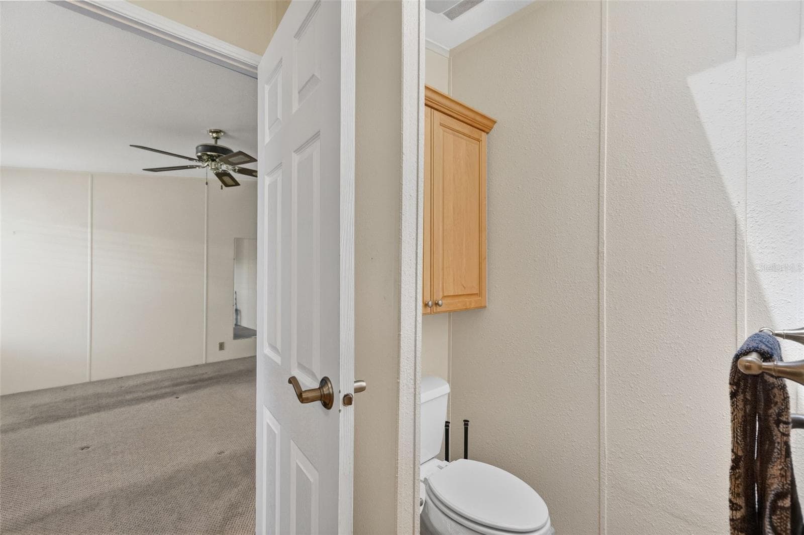 Manufactured Home at 209 VISTORIA DR, NORTH PORT, photo 20 of 37