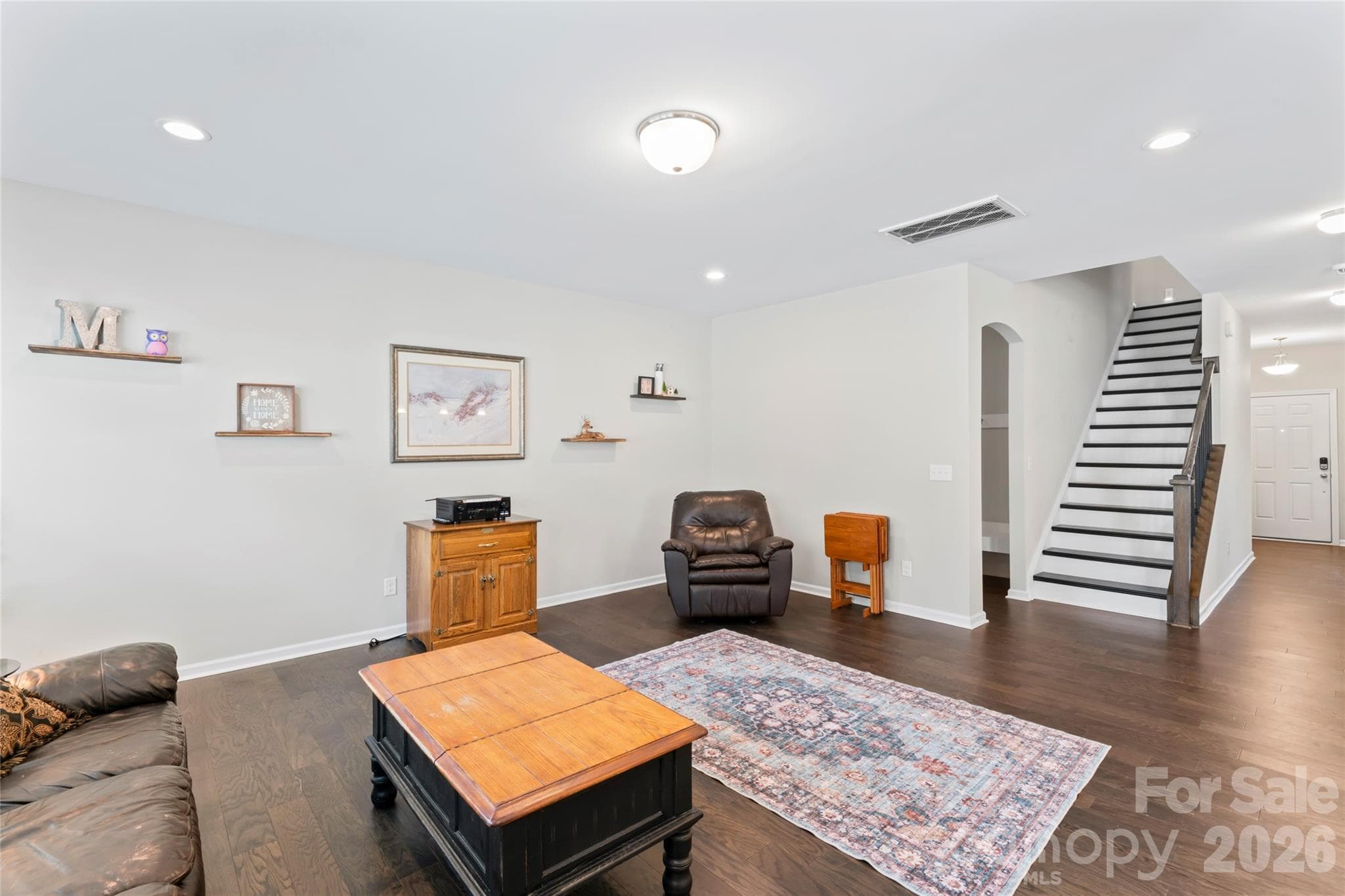 Great room view to upstairs - 2014 Mcdonald Drive, Stanfield
