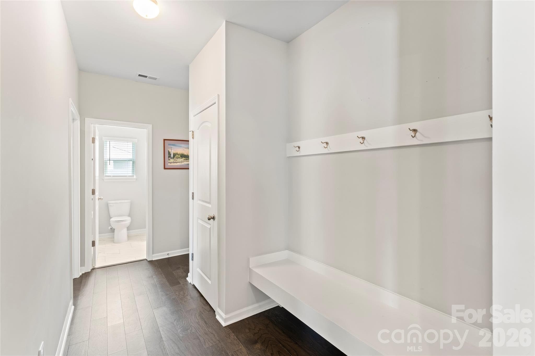Drop zone - 2014 Mcdonald Drive, Stanfield