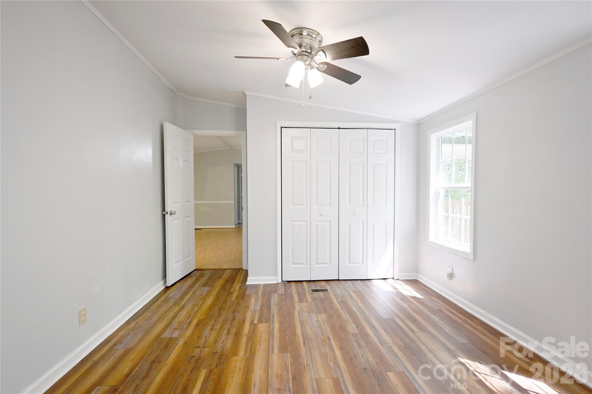 Single Family Residence at 1415 Smith Woods Lane, Hickory Grove, photo 11 of 16