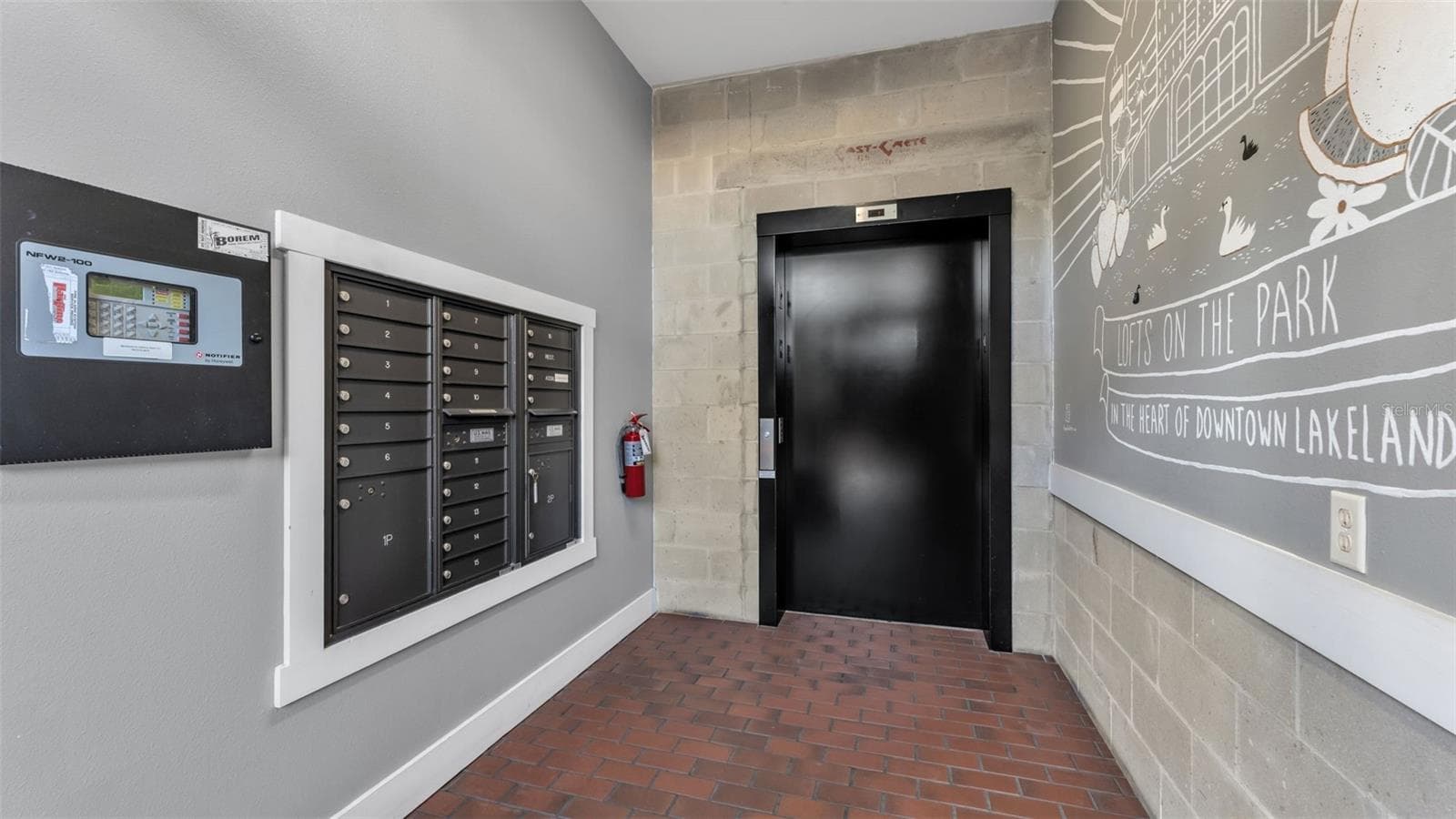 Condominium at 125 N KENTUCKY AVE #505, LAKELAND, photo 36 of 44