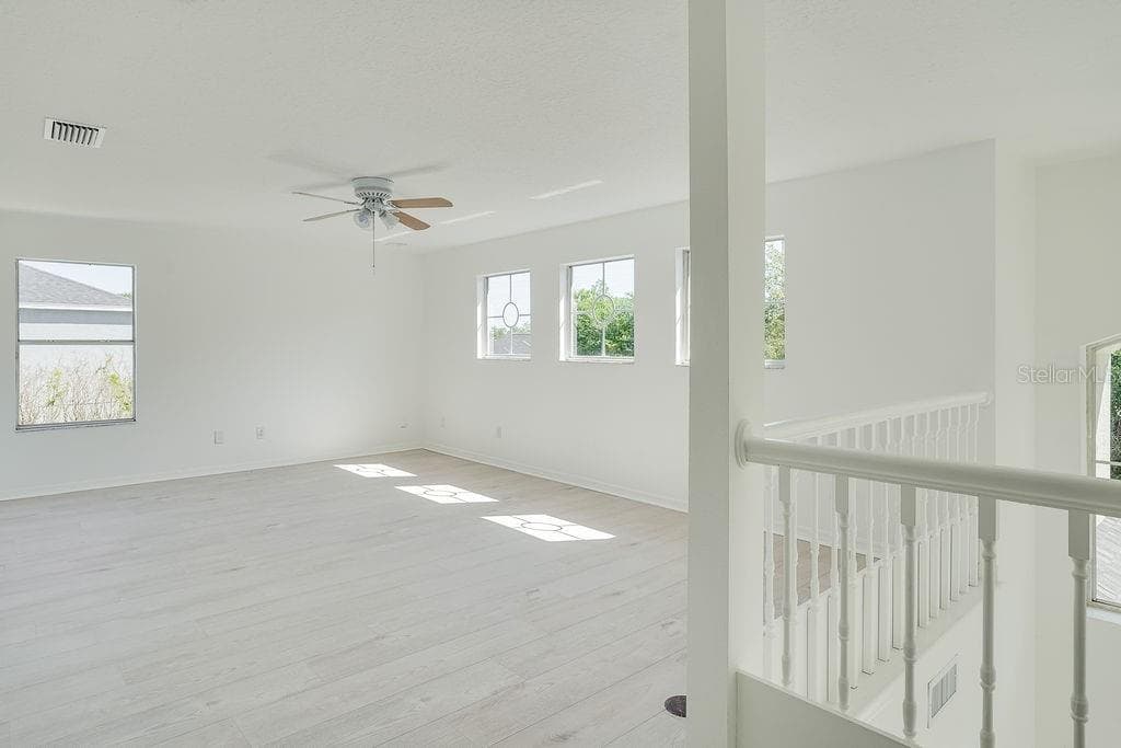 Single Family Residence at 14927 FAVERSHAM CIR, ORLANDO, photo 27 of 57
