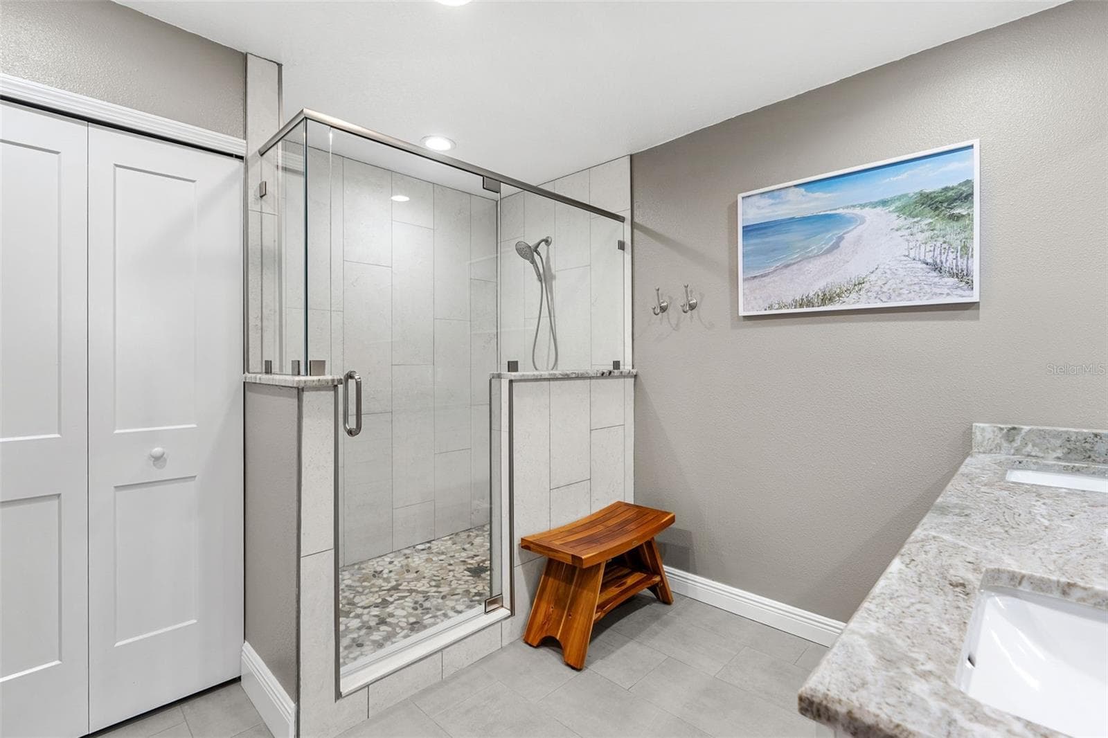 Primary ensuite - 650 OLD MIMS RD, GENEVA
