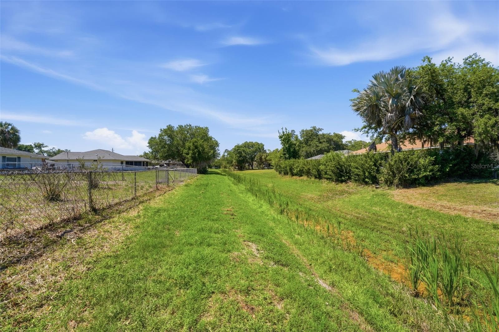 Greenbelt behind home - 4530 CAZES AVE, NORTH PORT