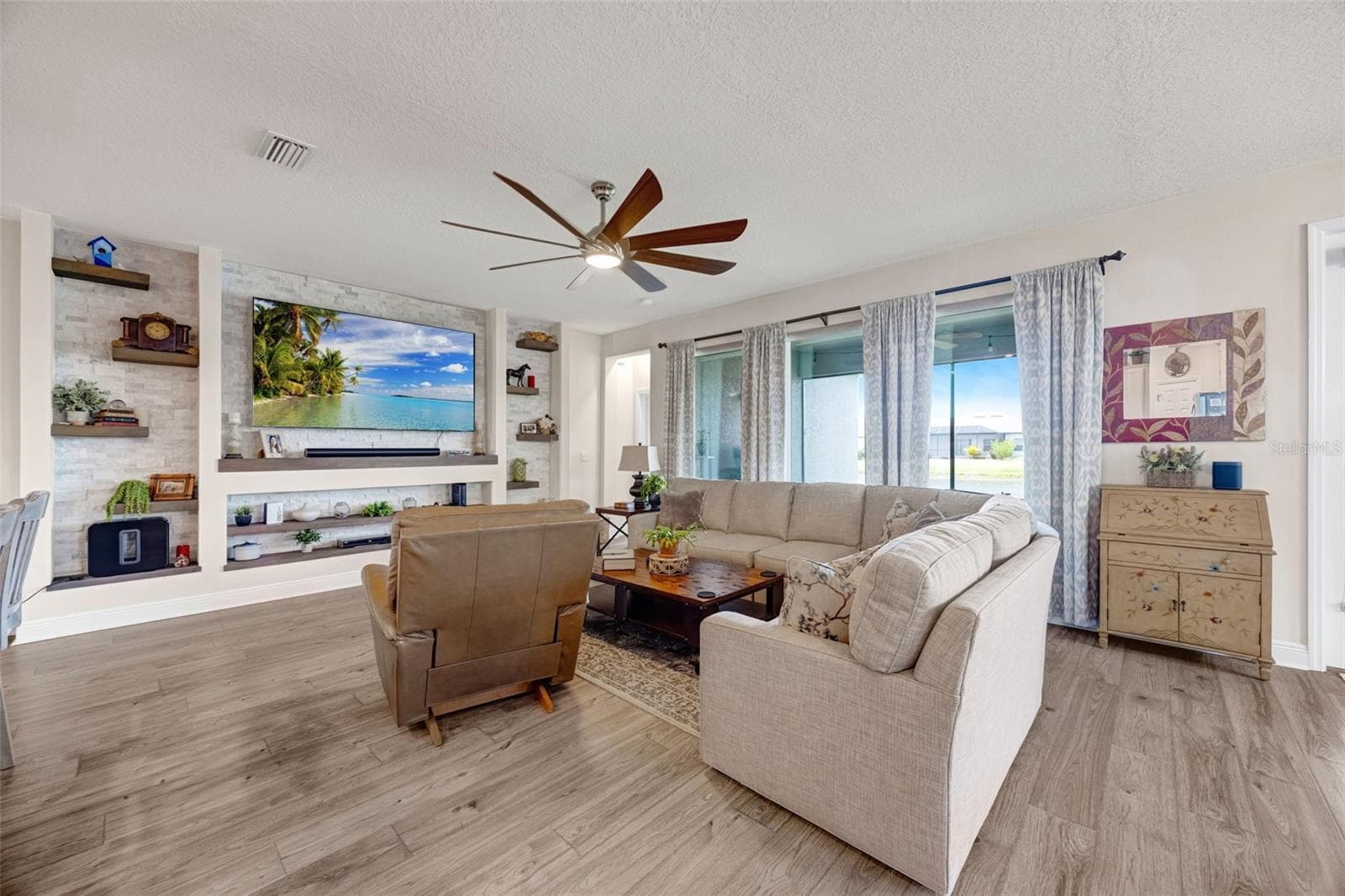 Single Family Residence at 5526 GAVELLA CV, PALMETTO, photo 27 of 67