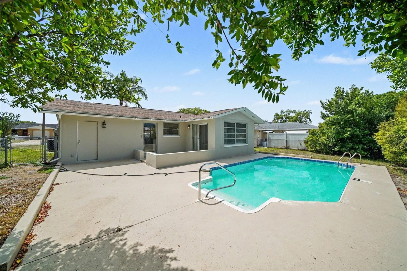 Single Family Residence at 7541 SPIREA DR, PORT RICHEY, photo 18 of 23