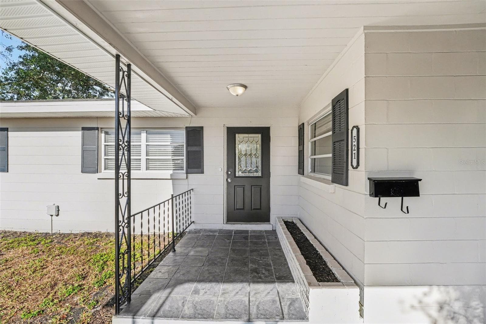 Single Family Residence at 521 W PALMEDEN DR, LAKELAND, photo 3 of 20