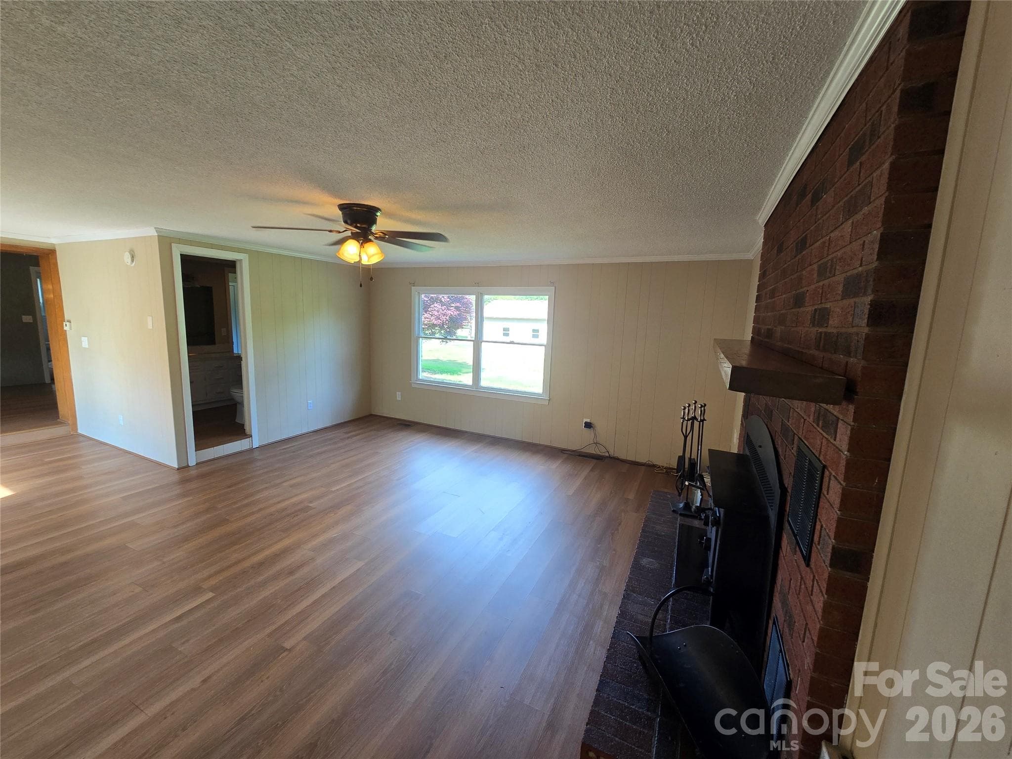 Single Family Residence at 513 Sides Street, Rockwell, photo 26 of 33