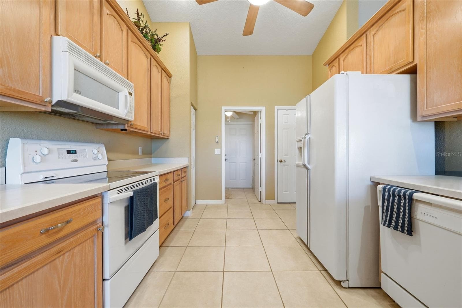 Single Family Residence at 17083 SE 115TH TERRACE RD, SUMMERFIELD, photo 14 of 61