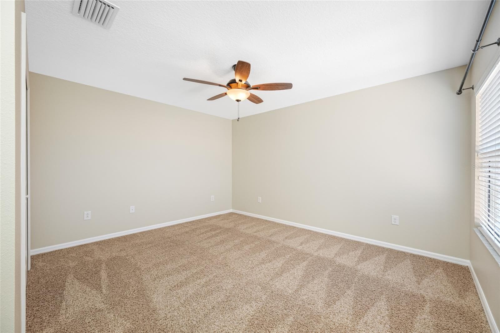 Upstairs Bedroom #3 - Also Spacious - 2527 SILVERBACK CT, PALM HARBOR