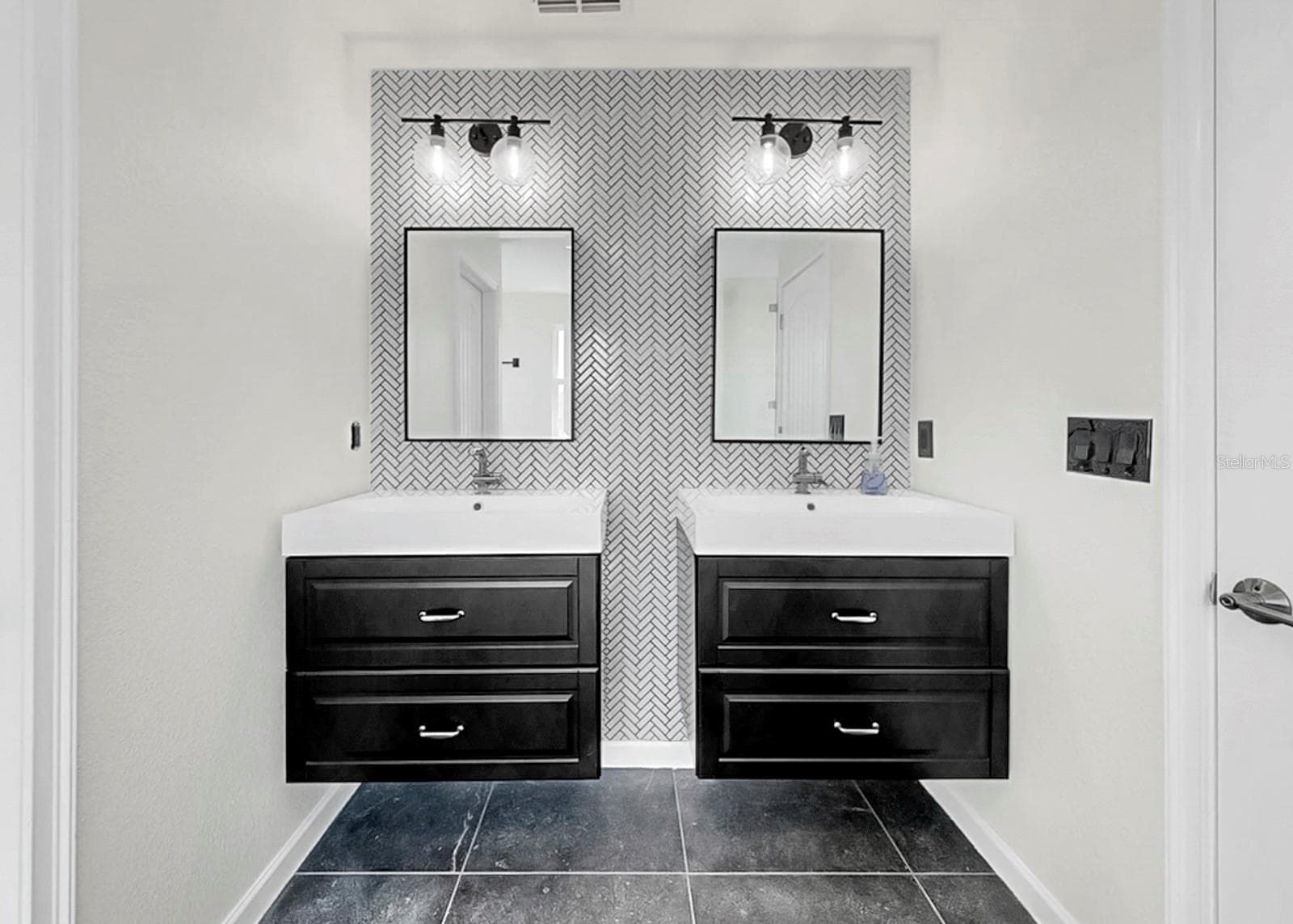 Primary Bath - 12317 BAY ESTUARY BND, RIVERVIEW
