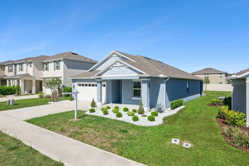 Single Family Residence at 5235 MAHOGANY DR, MOUNT DORA, photo 3 of 61