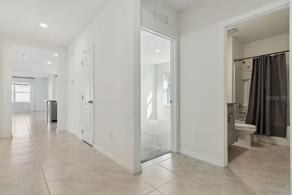Single Family Residence at 5235 MAHOGANY DR, MOUNT DORA, photo 31 of 61