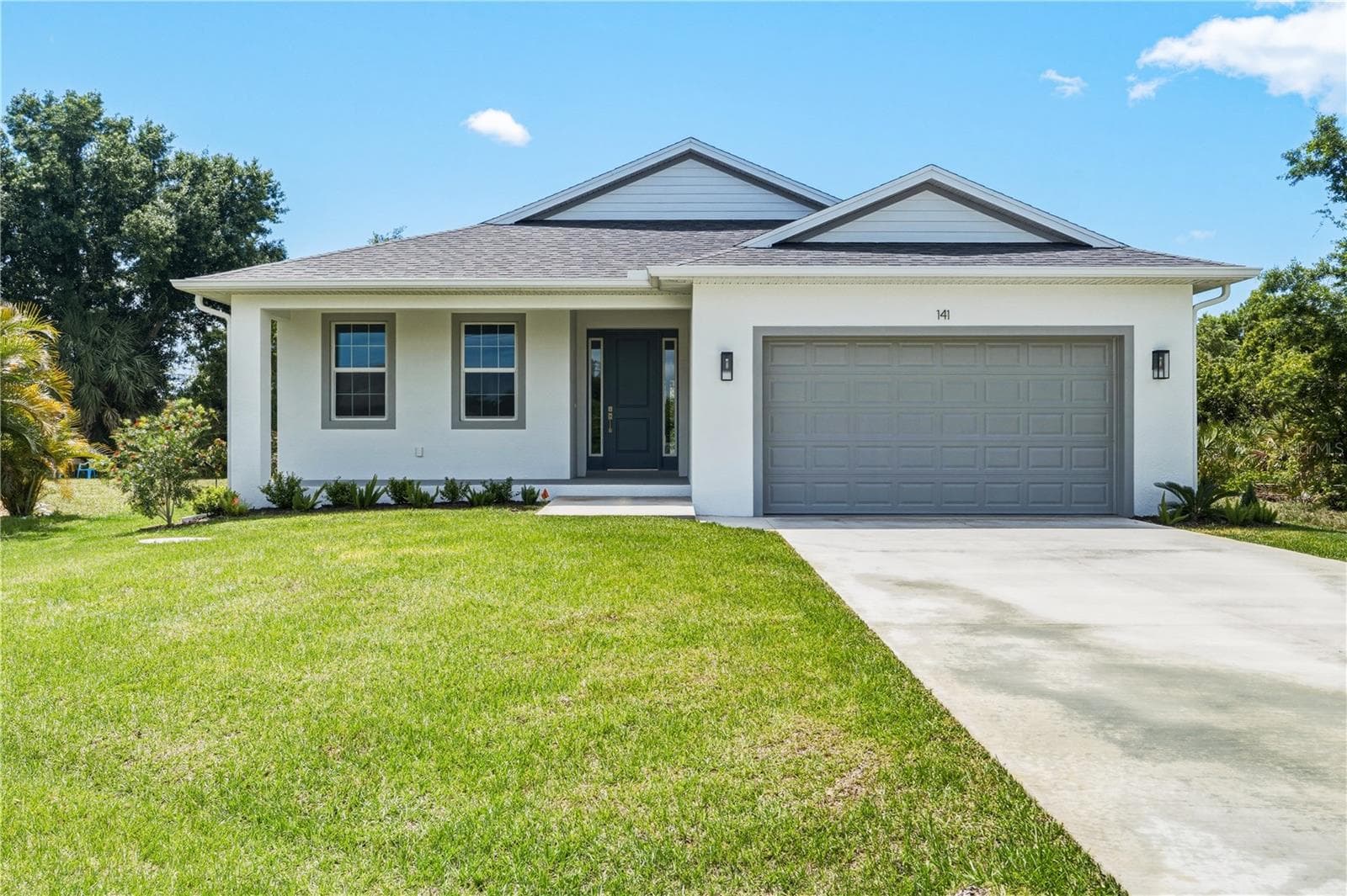 141 SWAN DR
