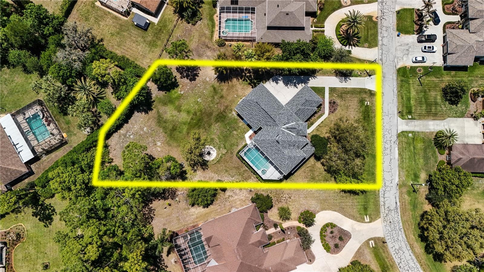 Single Family Residence at 5250 MACOSO CT, NEW PORT RICHEY, photo 2 of 65