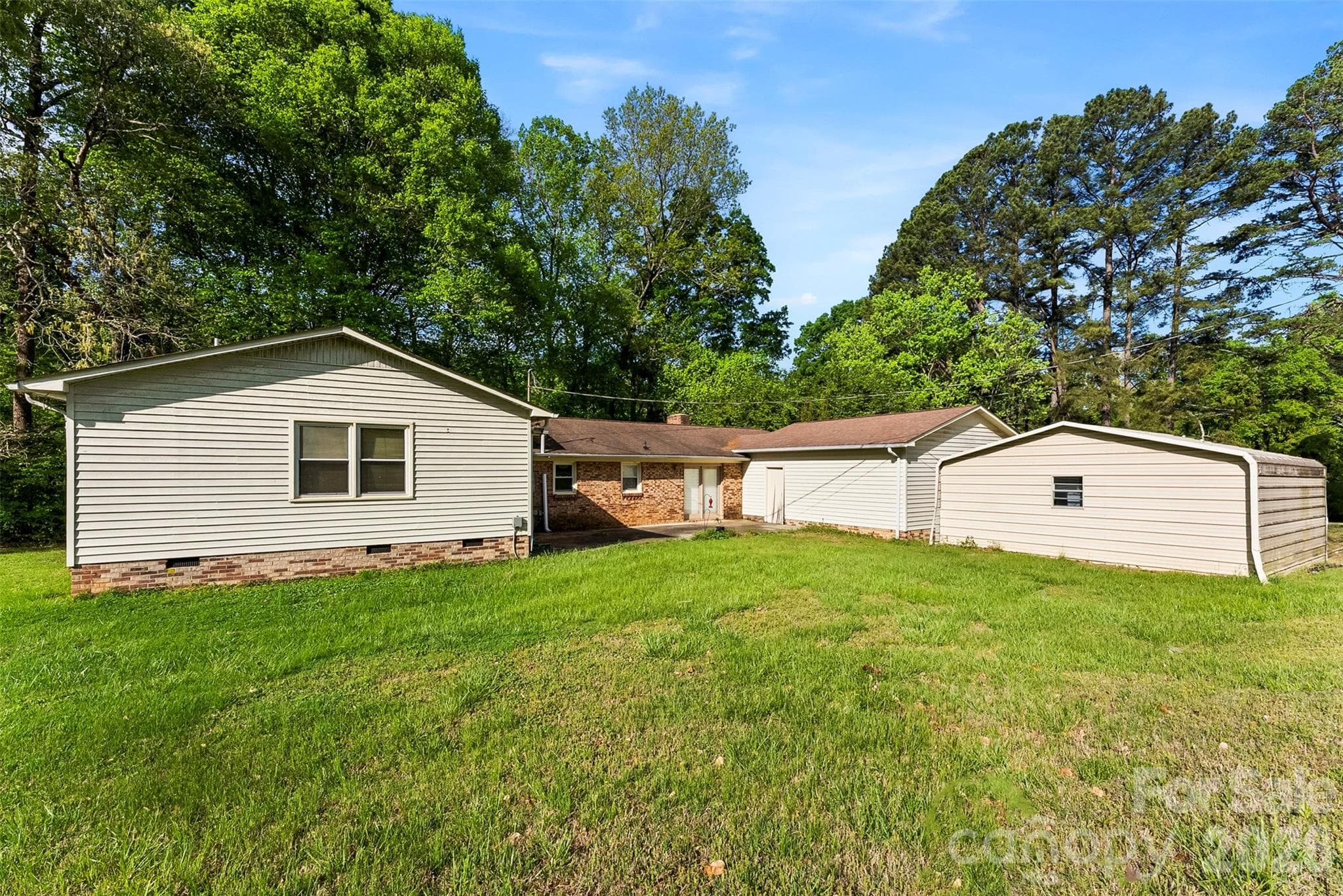 Single Family Residence at Gastonia, photo 3 of 17