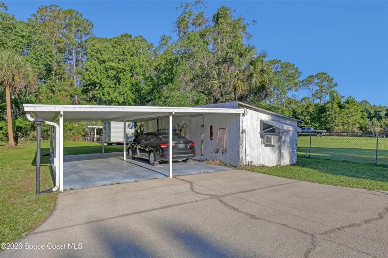 Manufactured Home at 2540 TUSCANY DR, MIMS, photo 35 of 50