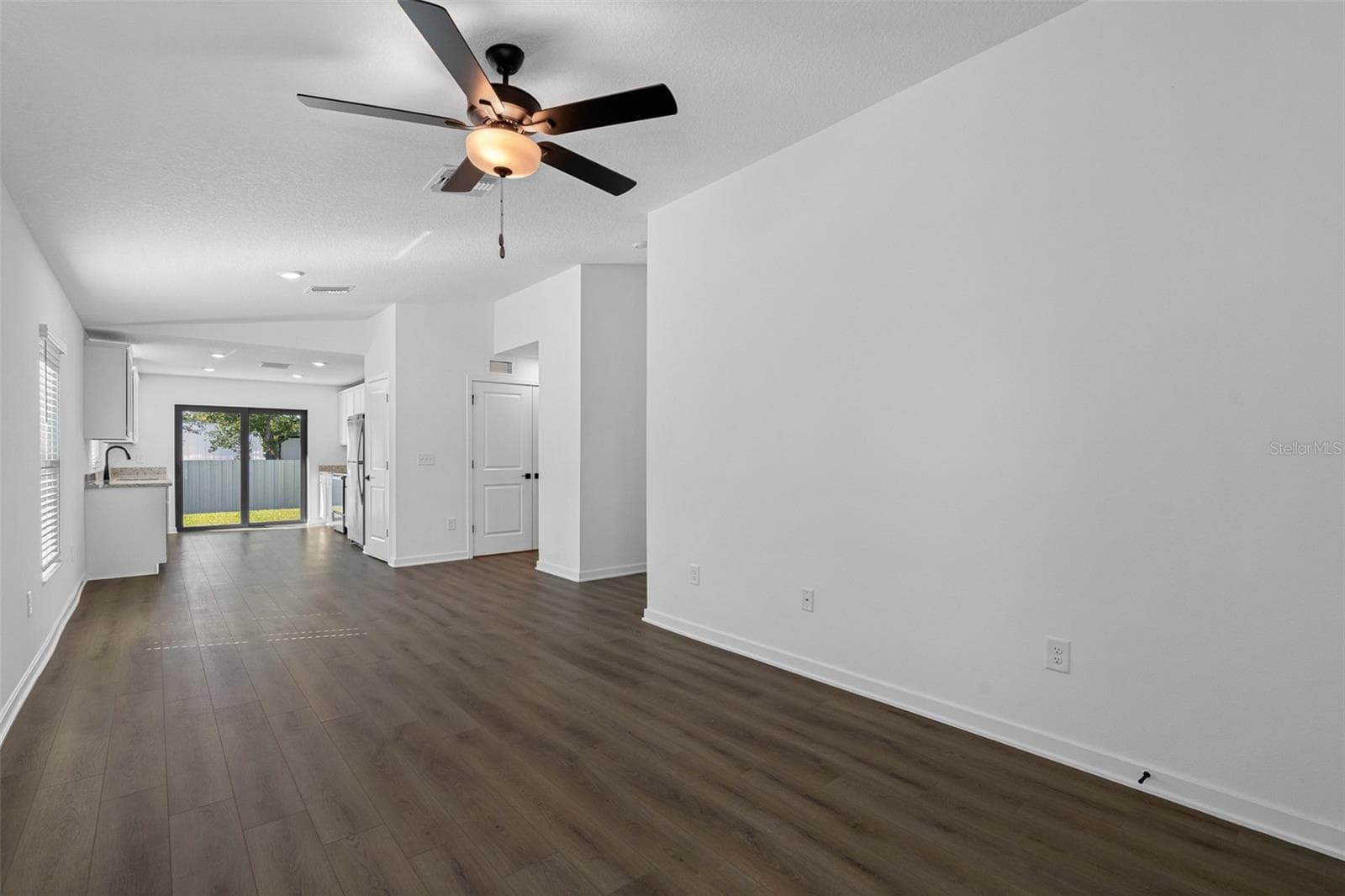 Single Family Residence at 11308 LINNET RD, WEEKI WACHEE, photo 3 of 14