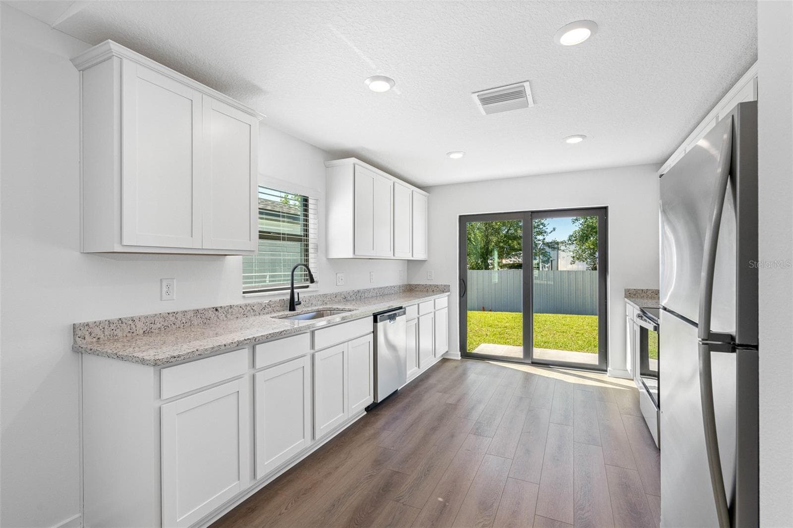 Single Family Residence at 11308 LINNET RD, WEEKI WACHEE, photo 5 of 14