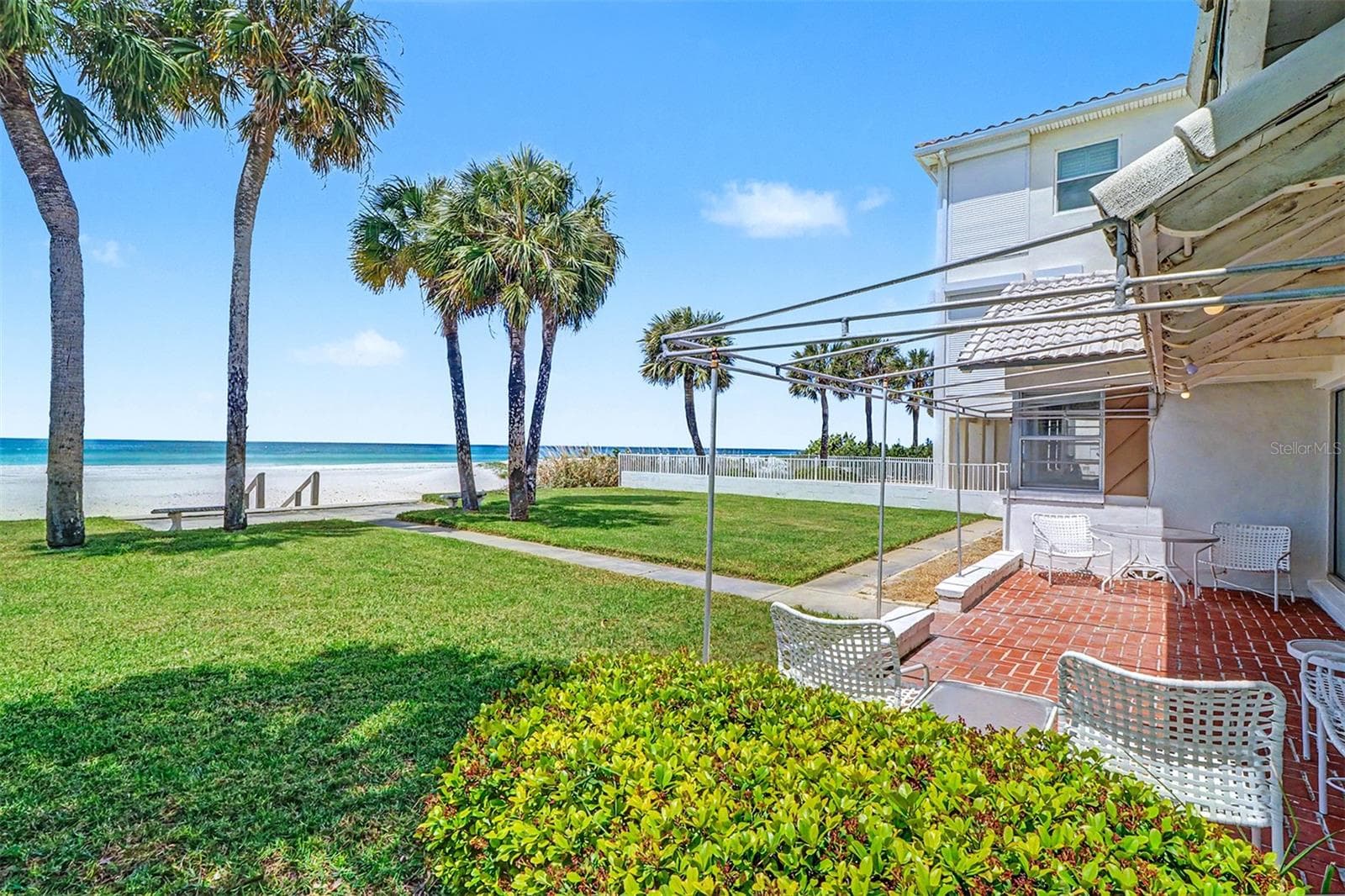 Single Family Residence at 18206 SUNSET BLVD, REDINGTON SHORES, photo 29 of 43