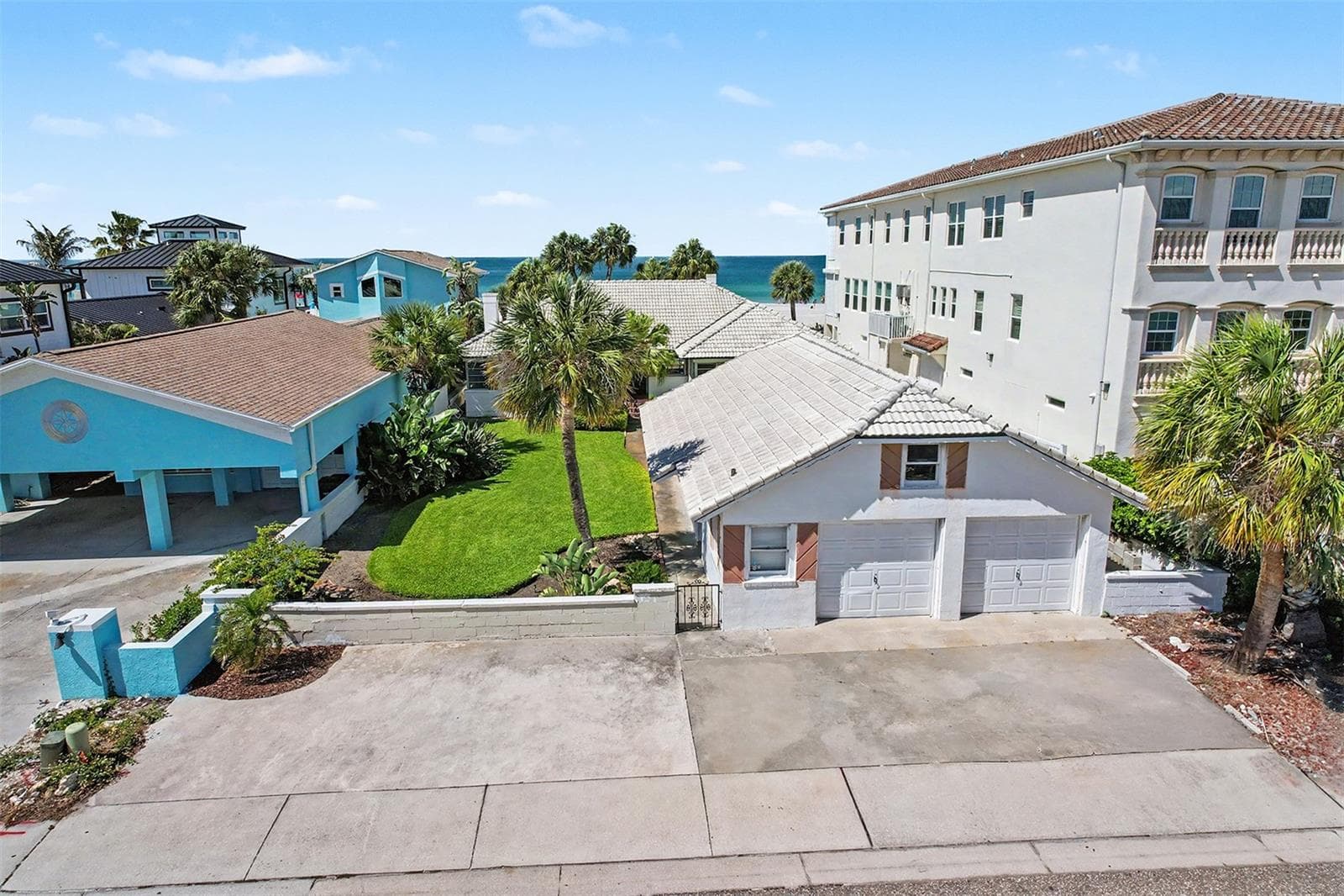 Single Family Residence at 18206 SUNSET BLVD, REDINGTON SHORES, photo 36 of 43