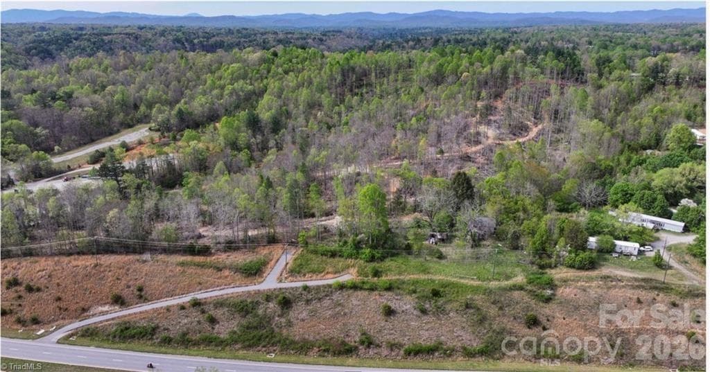 Lot at North Wilkesboro, photo 3 of 21